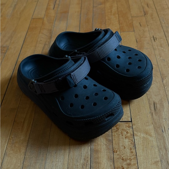 CROCS Shoes - CROCS Classic Black Clog Sandals with Adjustable Strap